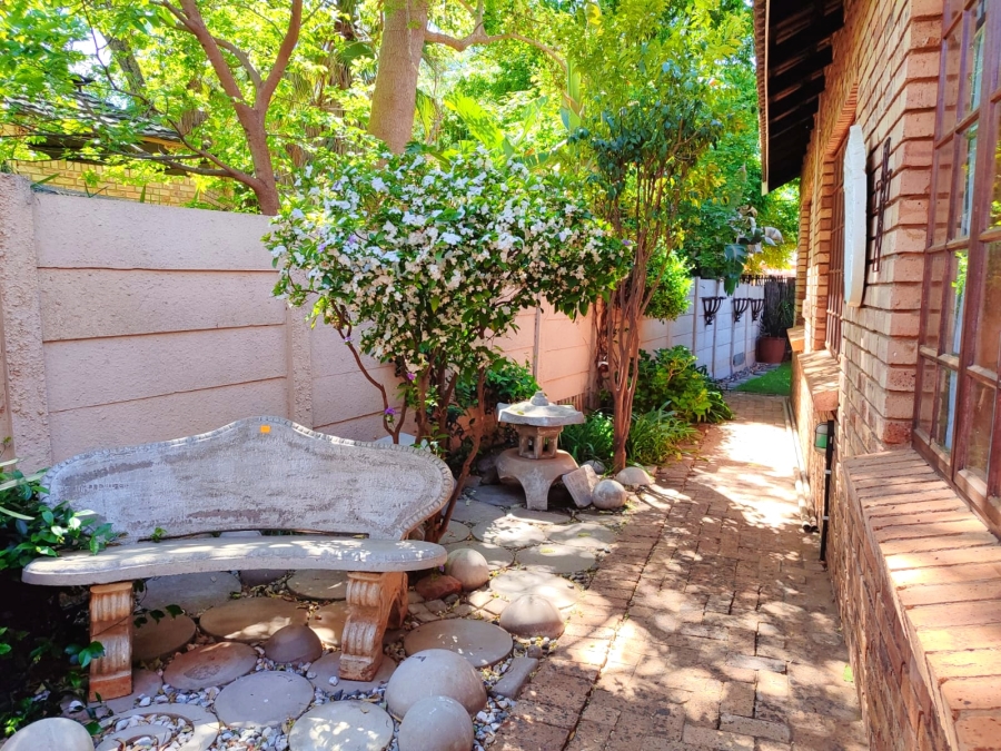 3 Bedroom Property for Sale in Wilkoppies North West